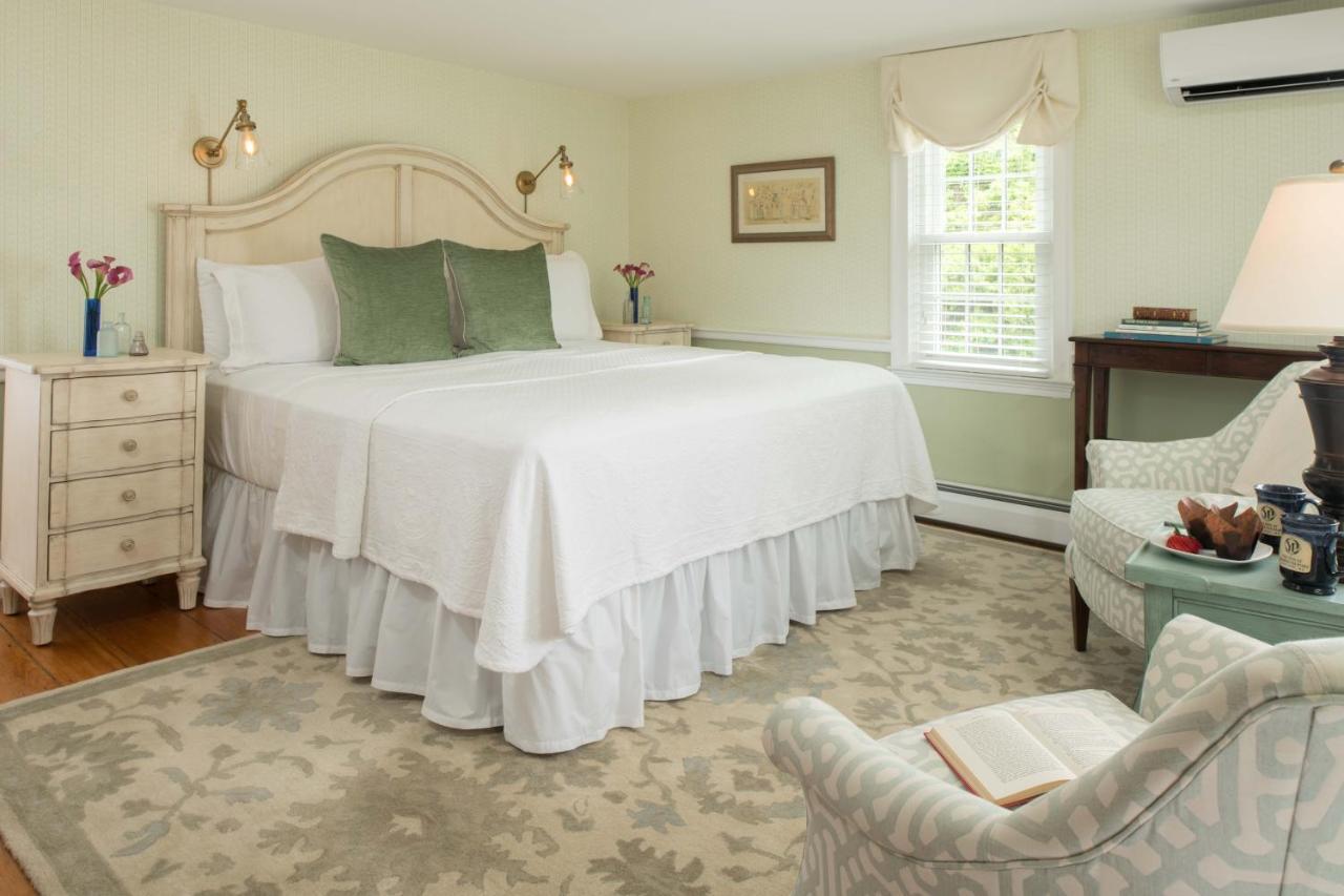 The Inn At Yarmouth Port Экстерьер фото