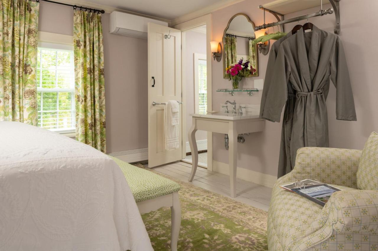 The Inn At Yarmouth Port Экстерьер фото